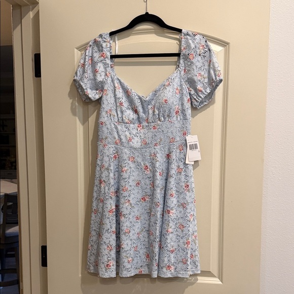 City Vibe Dresses & Skirts - Light Blue Floral Lace Short Dress